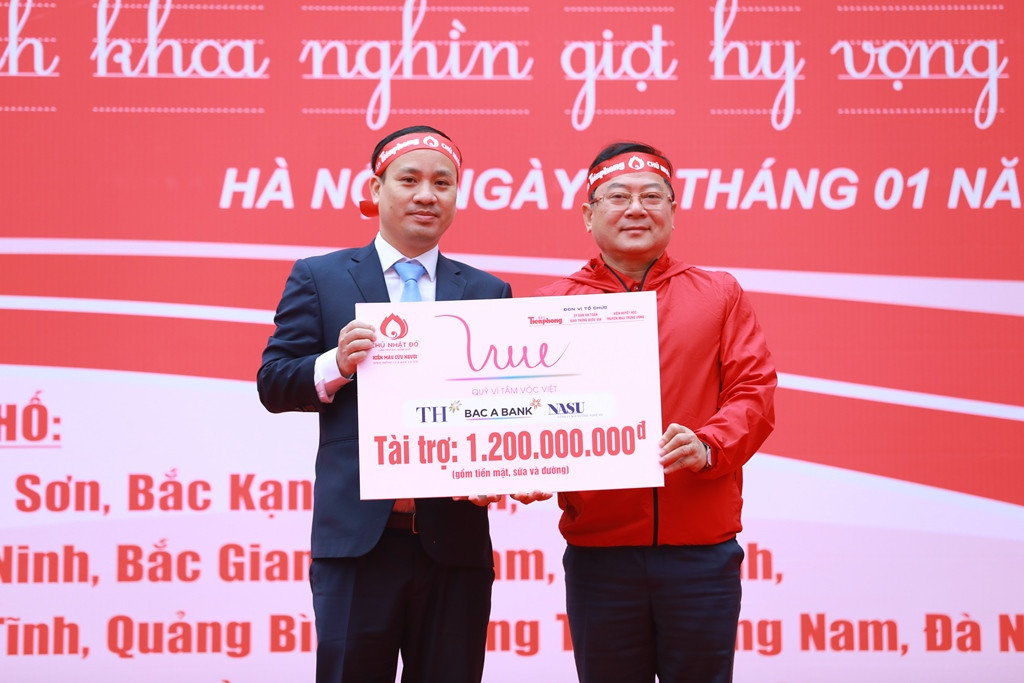 Vừa tài trợ chính vừa kêu gọi nhân viên hiến máu tại Chủ nhật Đỏ ảnh 1