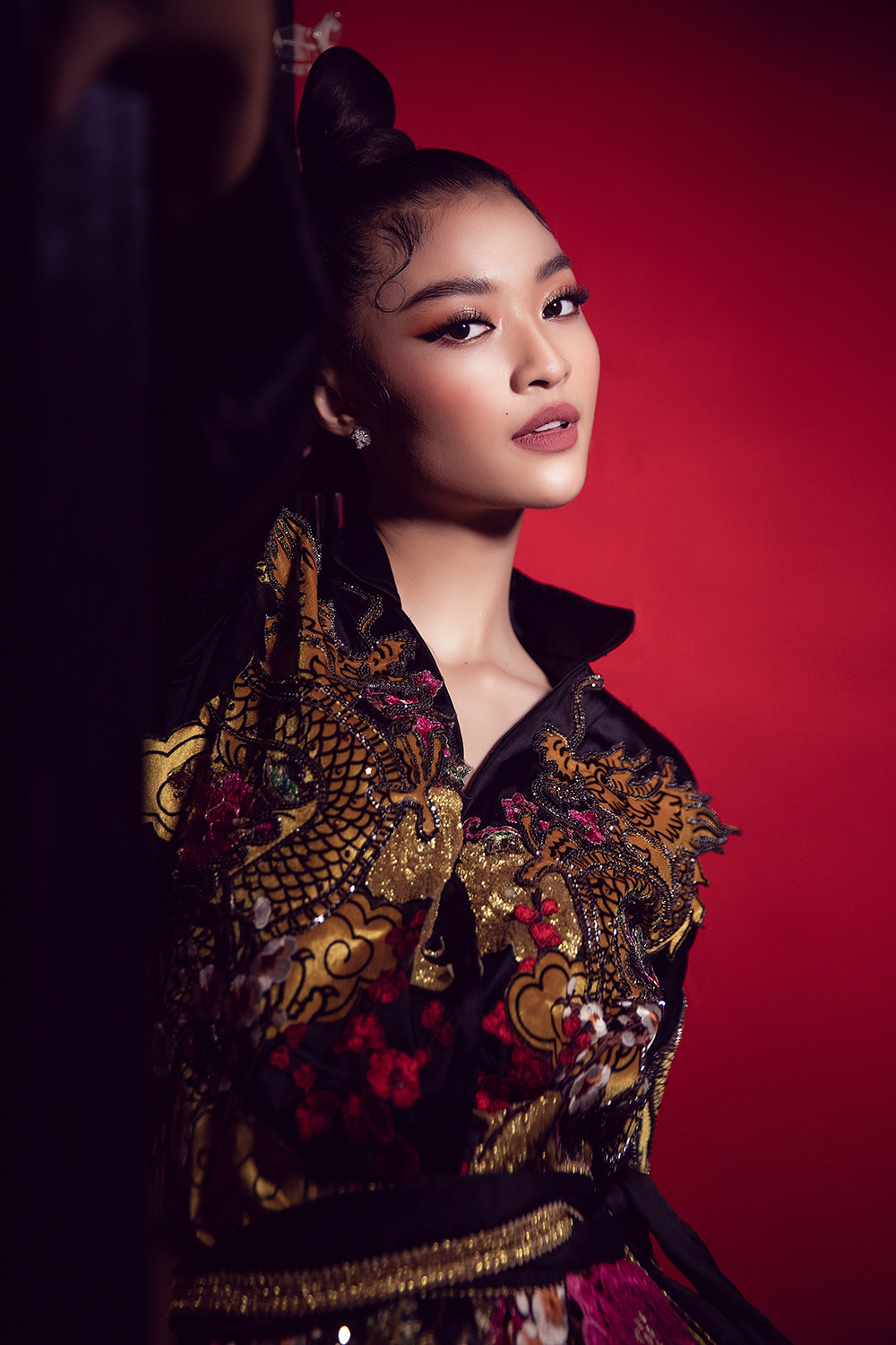 H'Hen Niê khoe nhan sắc em gái xinh đẹp học lớp 11 khiến fans trầm trồ ảnh 2