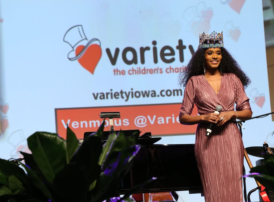 Chủ tịch Julia Morley mắc Covid-19, Hoa hậu thế giới 2020 có bị hoãn? ảnh 2