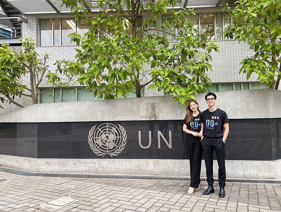 Ở nhà phòng chống COVID-19, Á hậu Thanh Tú-Lan Khuê mặc bikini khoe đường cong sexy ảnh 14