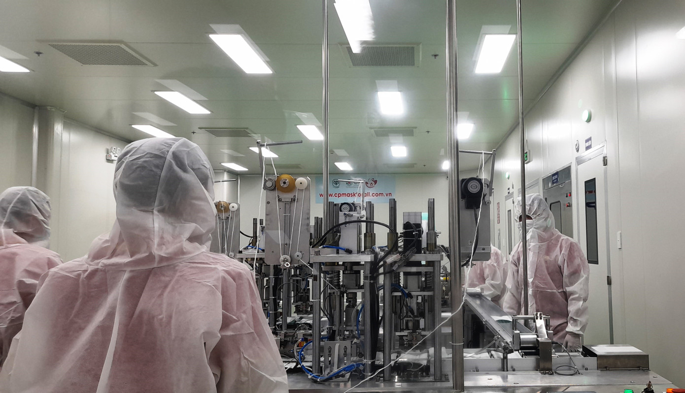 Bình Định có nhà máy sản xuất khẩu trang y tế đạt 1,2 triệu chiếc mỗi tháng ảnh 1