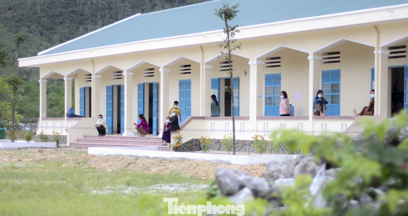 Bình Định: Đặc biệt quan tâm cho người dân ở các khu cách ly trong ngày Tết ảnh 2