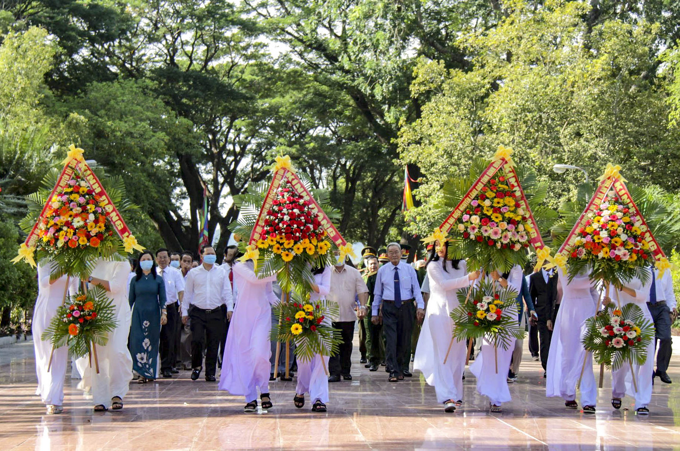 Lễ Giỗ Hoàng đế Quang Trung, ôn lại truyền thống hào hùng của phong trào nông dân Tây Sơn ảnh 1