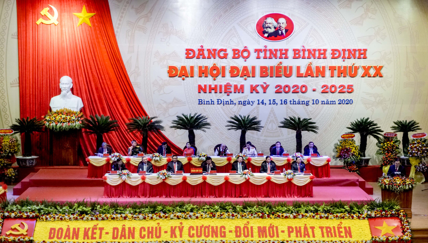 Khai mạc đại hội Đảng bộ Bình Định: Đặt ra 5 trụ cột tăng trưởng ảnh 3