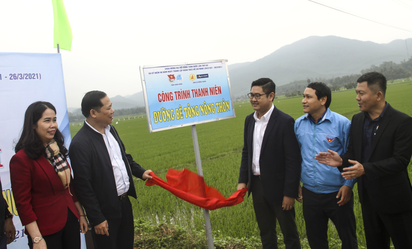 Bình Định: Mang “Xuân yêu thương” đến với người dân xã miền núi khó khăn ảnh 3