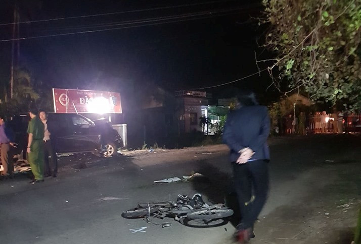 Tai nạn kinh hoàng lúc đêm tối, 7 người thương vong ảnh 1