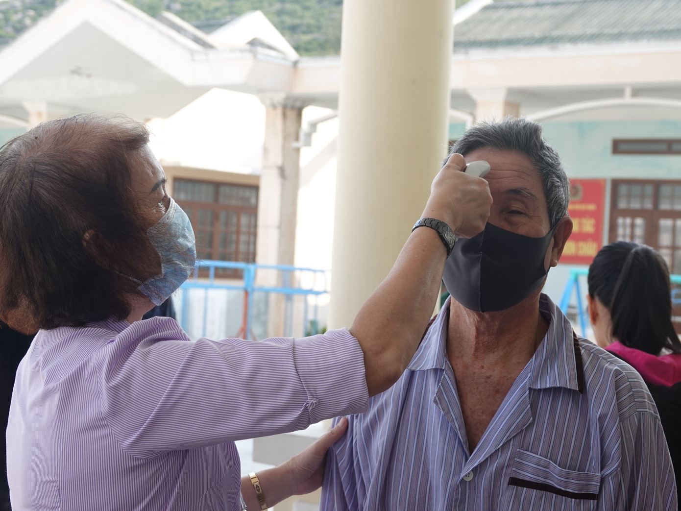 Tuổi trẻ Bình Định sôi nổi với chương trình 'Tháng ba biên giới' ảnh 5