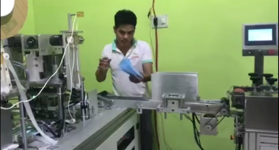 Thu giữ gần 80.000 khẩu trang y tế chưa đủ điều kiện lưu hành ảnh 1