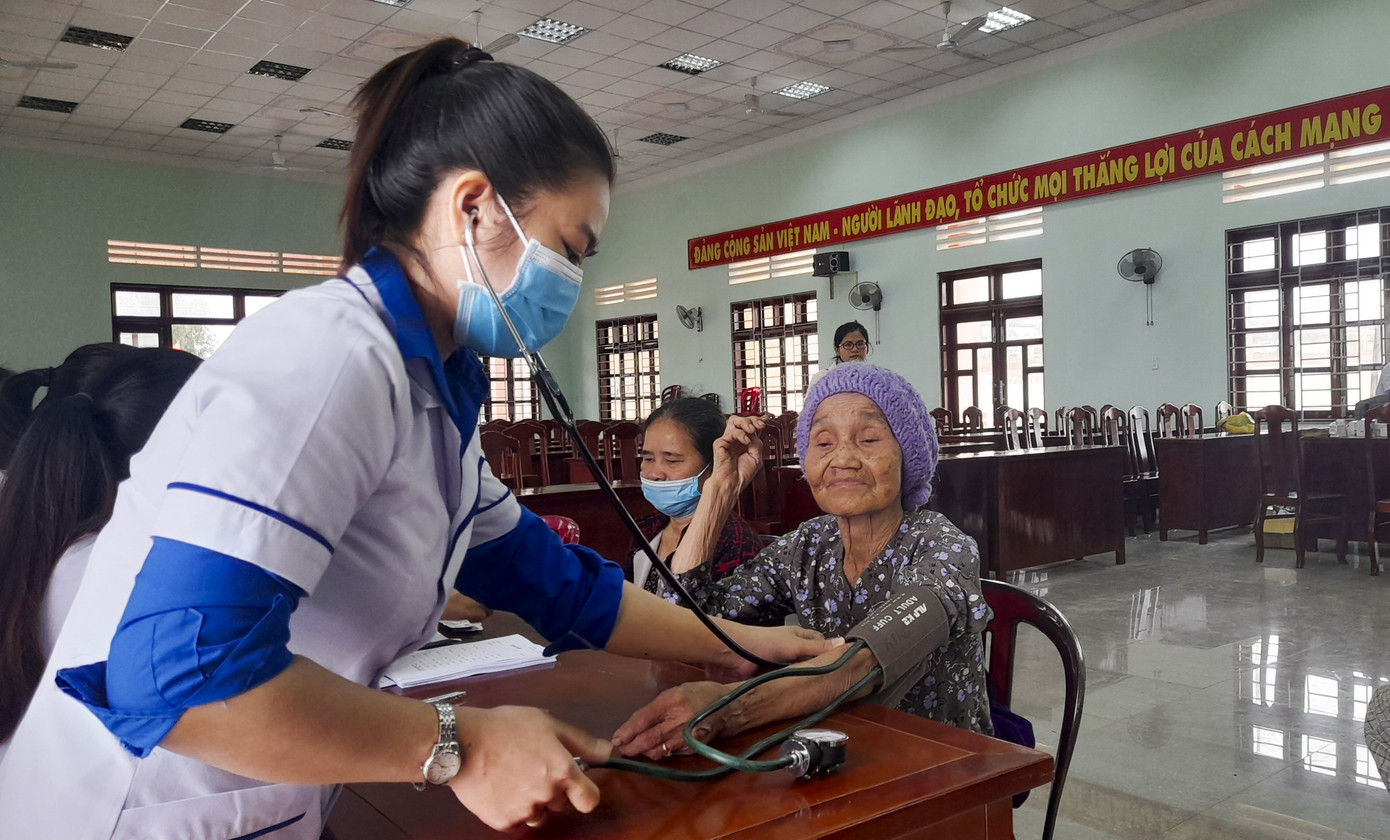 Tuổi trẻ Bình Định làm nhiều phần việc ý nghĩa chào mừng 90 năm ngày thành lập Đoàn ảnh 7