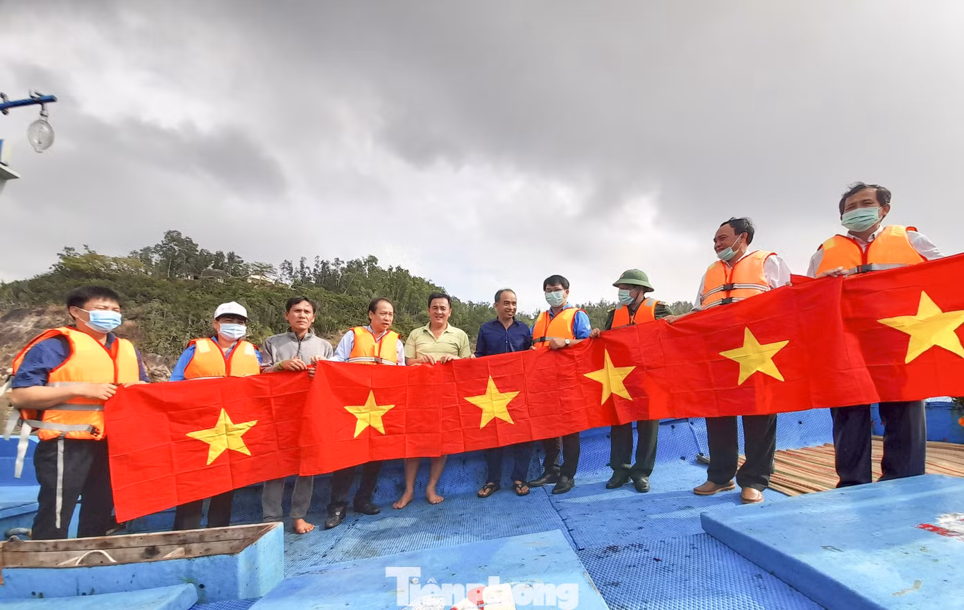 Bình Định ra quân chương trình 'Tháng ba biên giới' ảnh 3