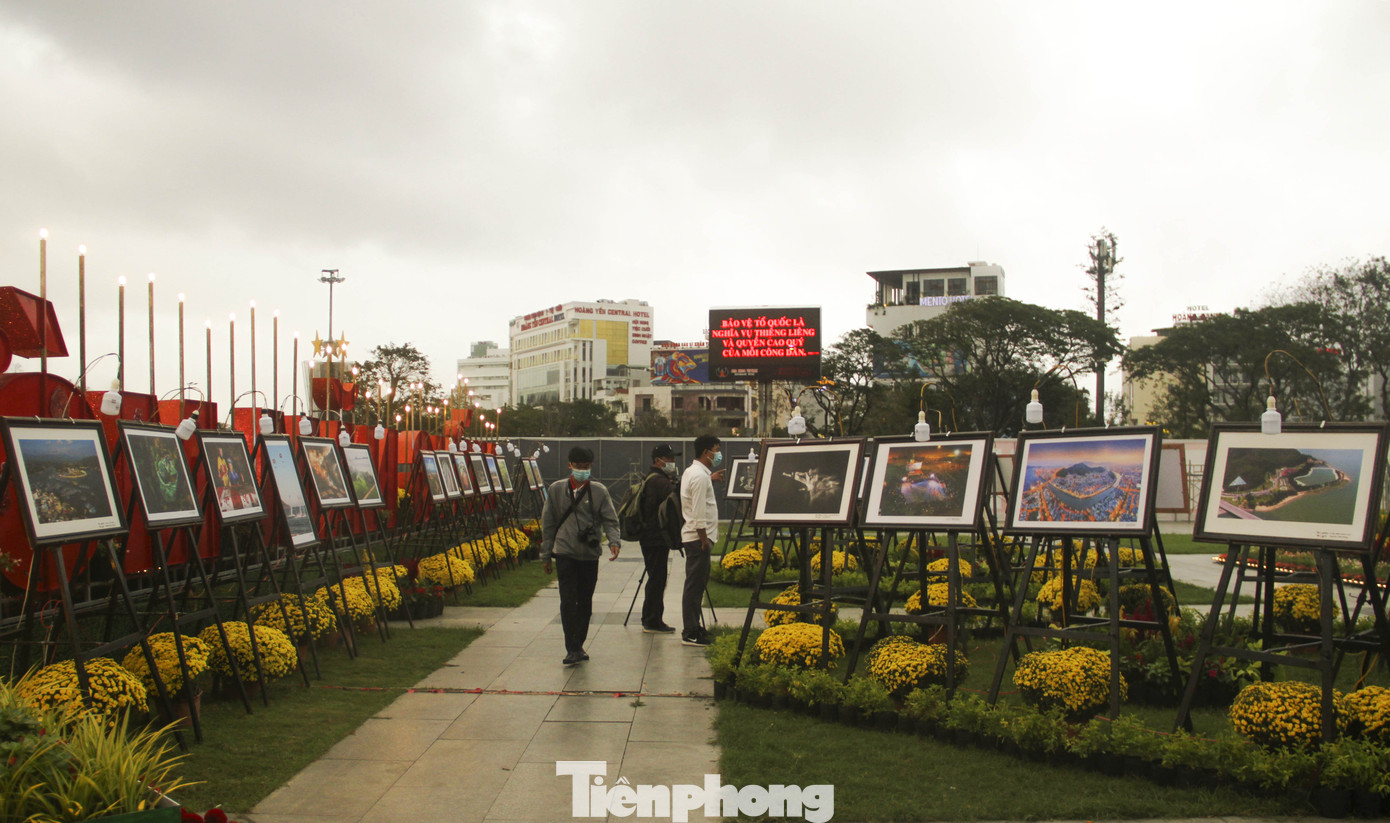 Bình Định khánh thành biểu tượng linh vật năm 2021 “gia đình Trâu sum vầy hạnh phúc” ảnh 4