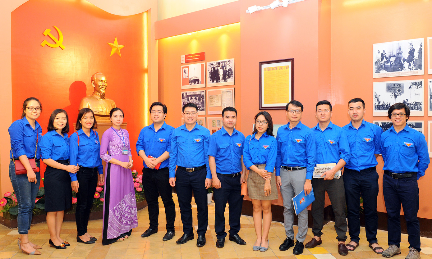 Tuổi trẻ T.Ư Đoàn thăm nơi Chủ tịch Hồ Chí Minh viết Tuyên ngôn Độc lập ảnh 6