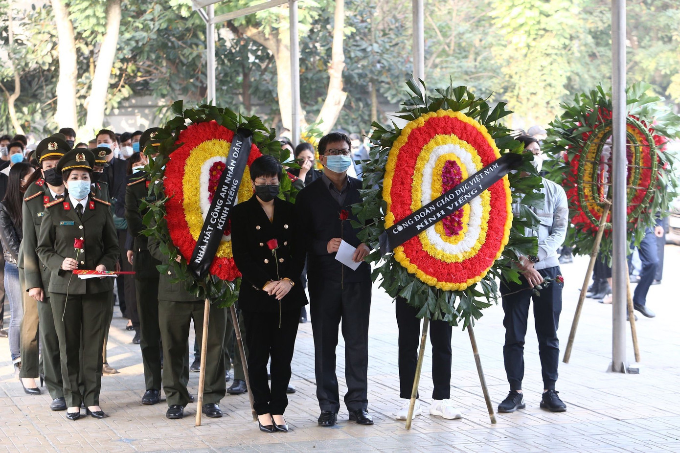 Gia đình, đồng nghiệp tiễn biệt NSND Hoàng Dũng ảnh 6