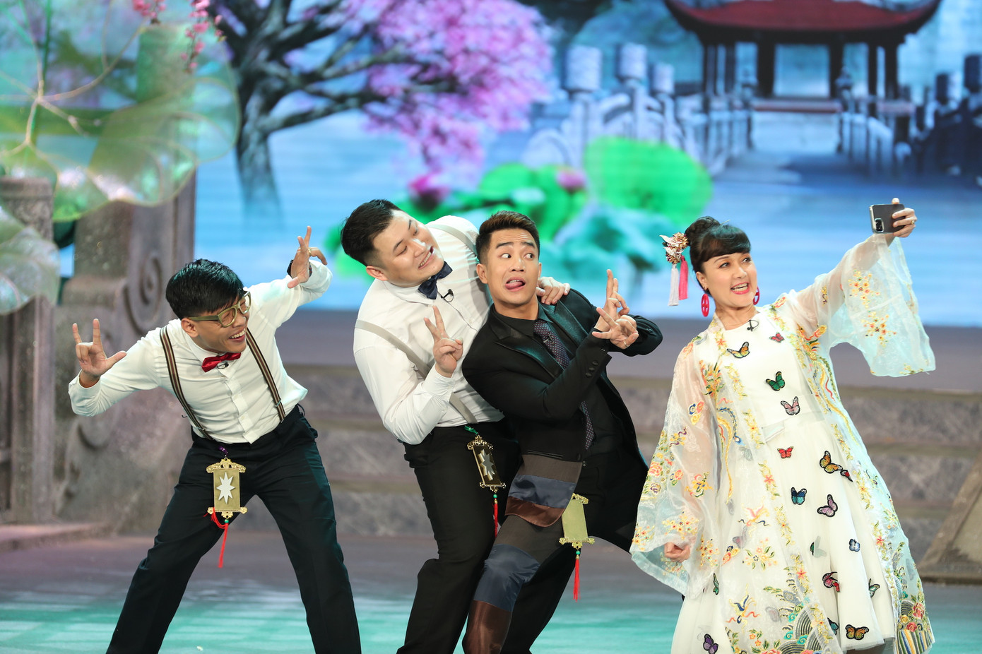 Táo quân 2021: Táo Kinh tế Quang Thắng rap cực chất, Lâm Vỹ Dạ soán ngôi Bắc Đẩu ảnh 3