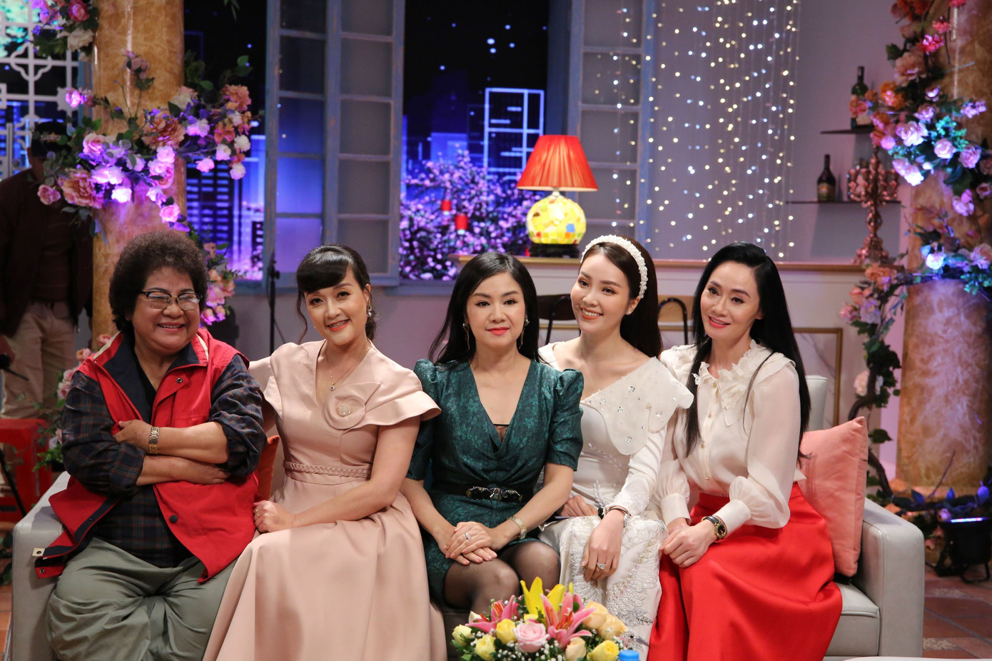 Thanh Sơn, Quỳnh Kool tình tứ trong ‘Gặp gỡ Diễn viên truyền hình’ ảnh 2