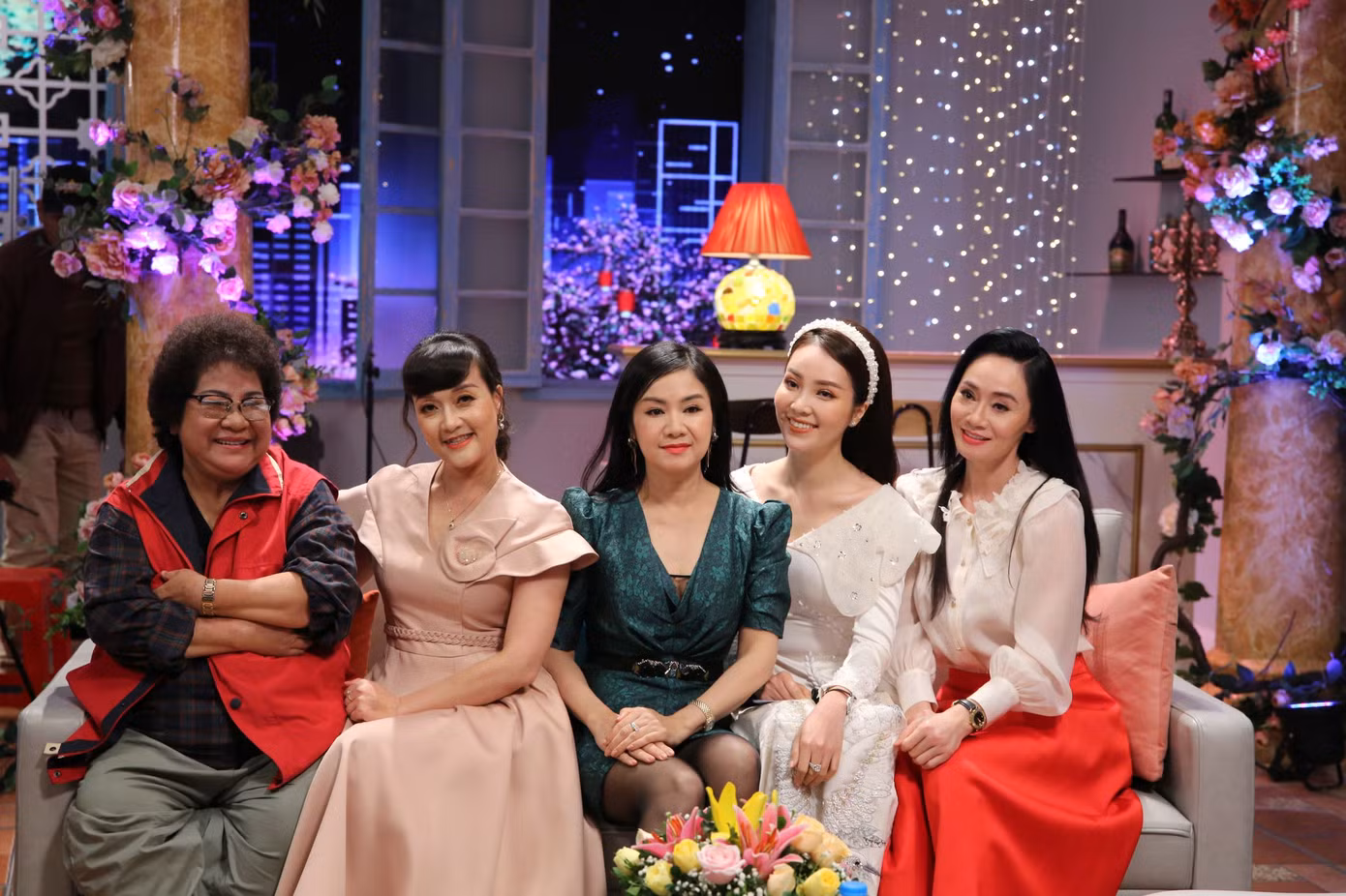 Thanh Sơn, Quỳnh Kool tình tứ trong ‘Gặp gỡ Diễn viên truyền hình’ ảnh 2