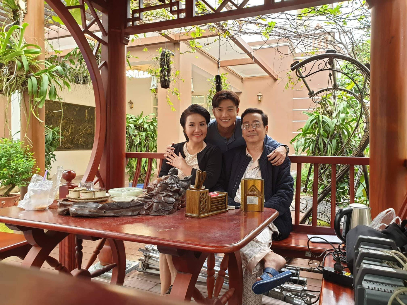 ‘Mẹ chồng quốc dân’ Ngân Quỳnh nhớ thời đóng ‘Về nhà đi con’ cùng NSND Hoàng Dũng ảnh 1