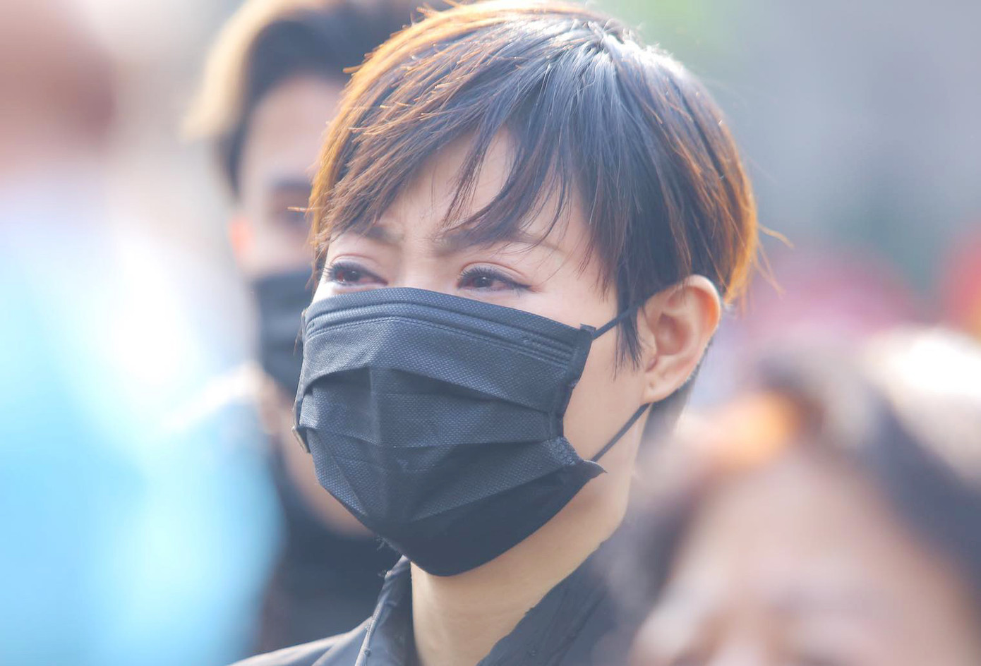 Nghệ sĩ đau buồn lặng đi trong lễ tang NSND Hoàng Dũng ảnh 11