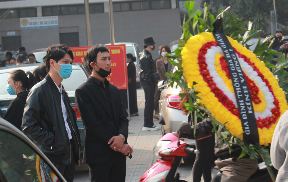 NSND Hoàng Dũng: 'Hãy nở nụ cười mãn nguyện vì đã dâng trọn trái tim cho nghề, cho đời' ảnh 1