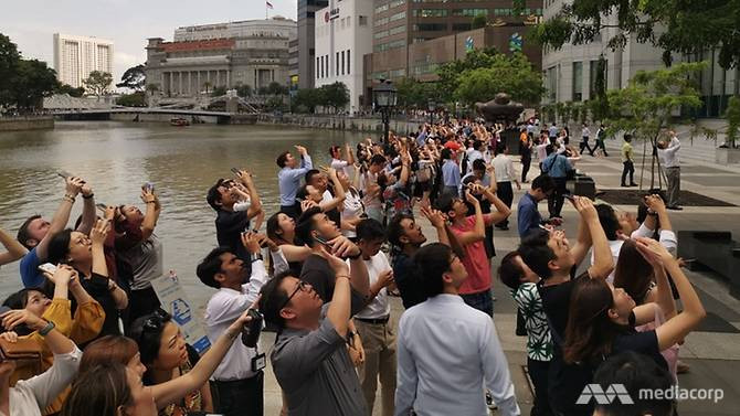 Người dân khắp thế giới hào hứng xem nhật thực hình khuyên ảnh 6