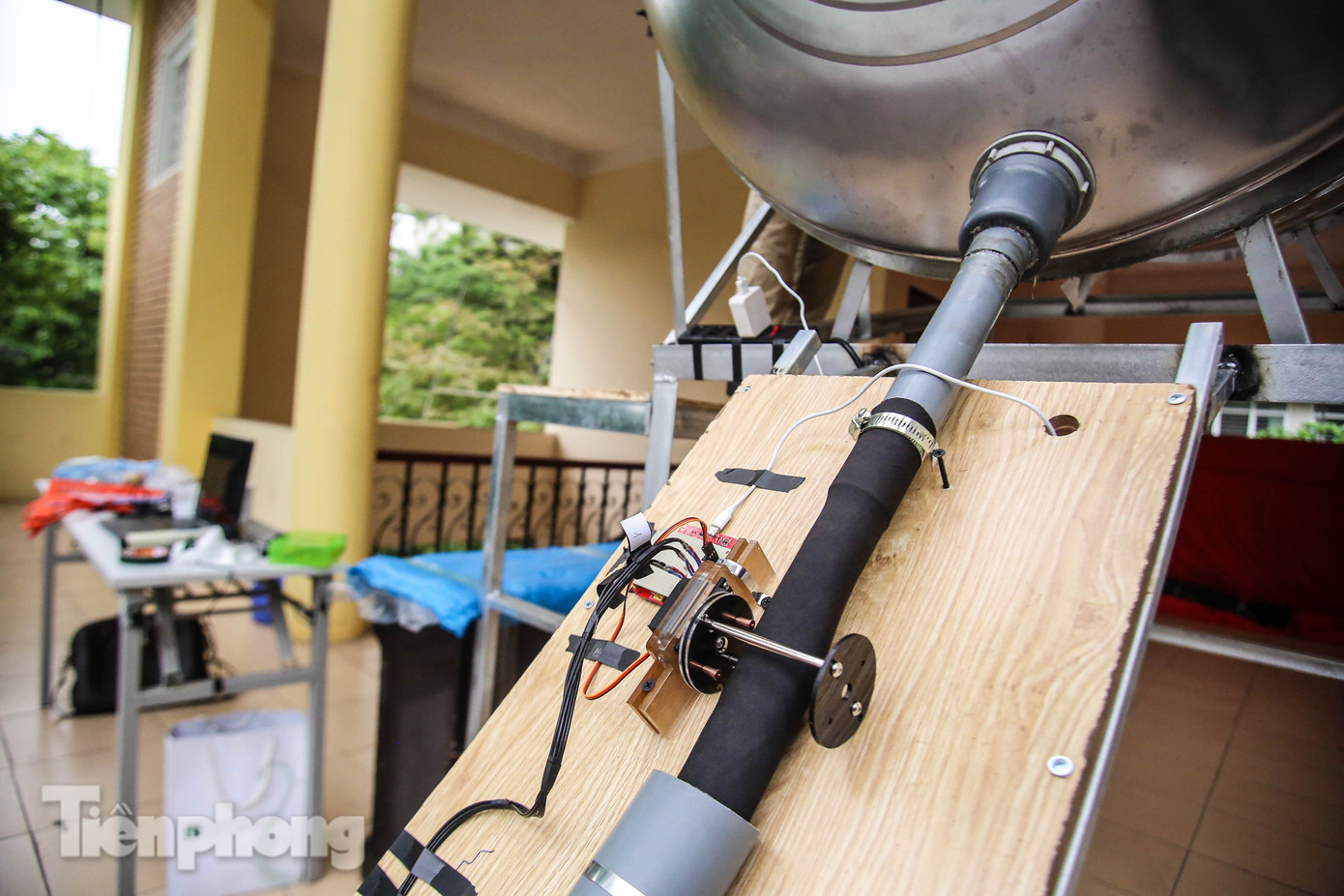 Cây 'ATM gạo' miễn phí cho người nghèo đầu tiên tại Hà Nội ảnh 3