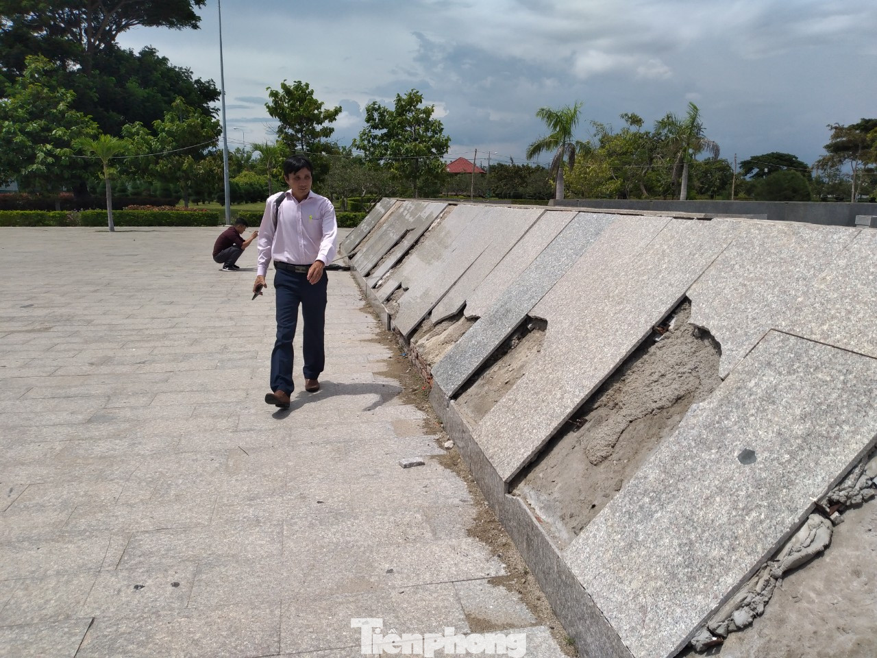 Chủ tịch Ninh Thuận chỉ đạo sửa công viên biển 90 tỷ đồng xuống cấp nghiêm trọng ảnh 11