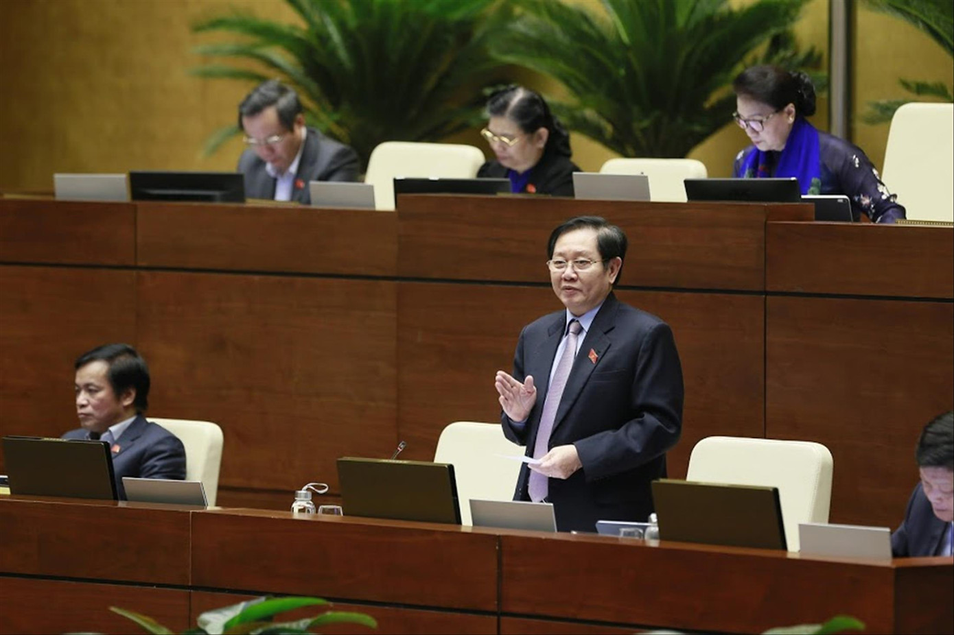 Bộ trưởng Bộ Nội vụ Lê Vĩnh Tân. Ảnh: Như Ý Để chứng chỉ như 'giấy phép con', Bộ trưởng Nội vụ nhận khuyết điểm ảnh 1