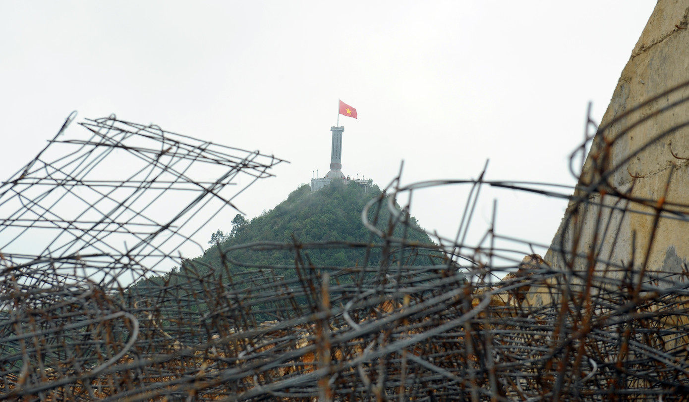 Ngẫm ngợi Lũng Cú ảnh 1