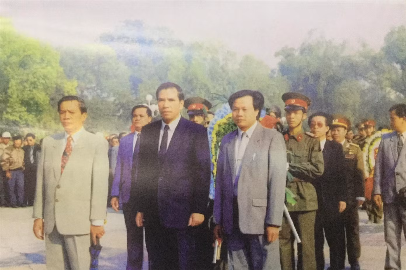 110 năm ngày sinh đồng chí Hoàng Văn Thụ: Chuyện về tượng đài ảnh 1