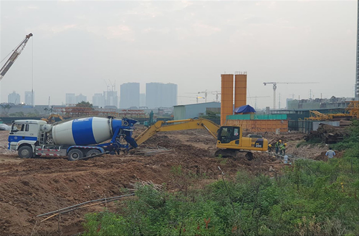 Tiến hành bịt gần 40 ô cửa sổ công trình mở sang hộ liền kề ảnh 5 Tiến hành bịt gần 40 ô cửa sổ công trình mở sang hộ liền kề ảnh 5