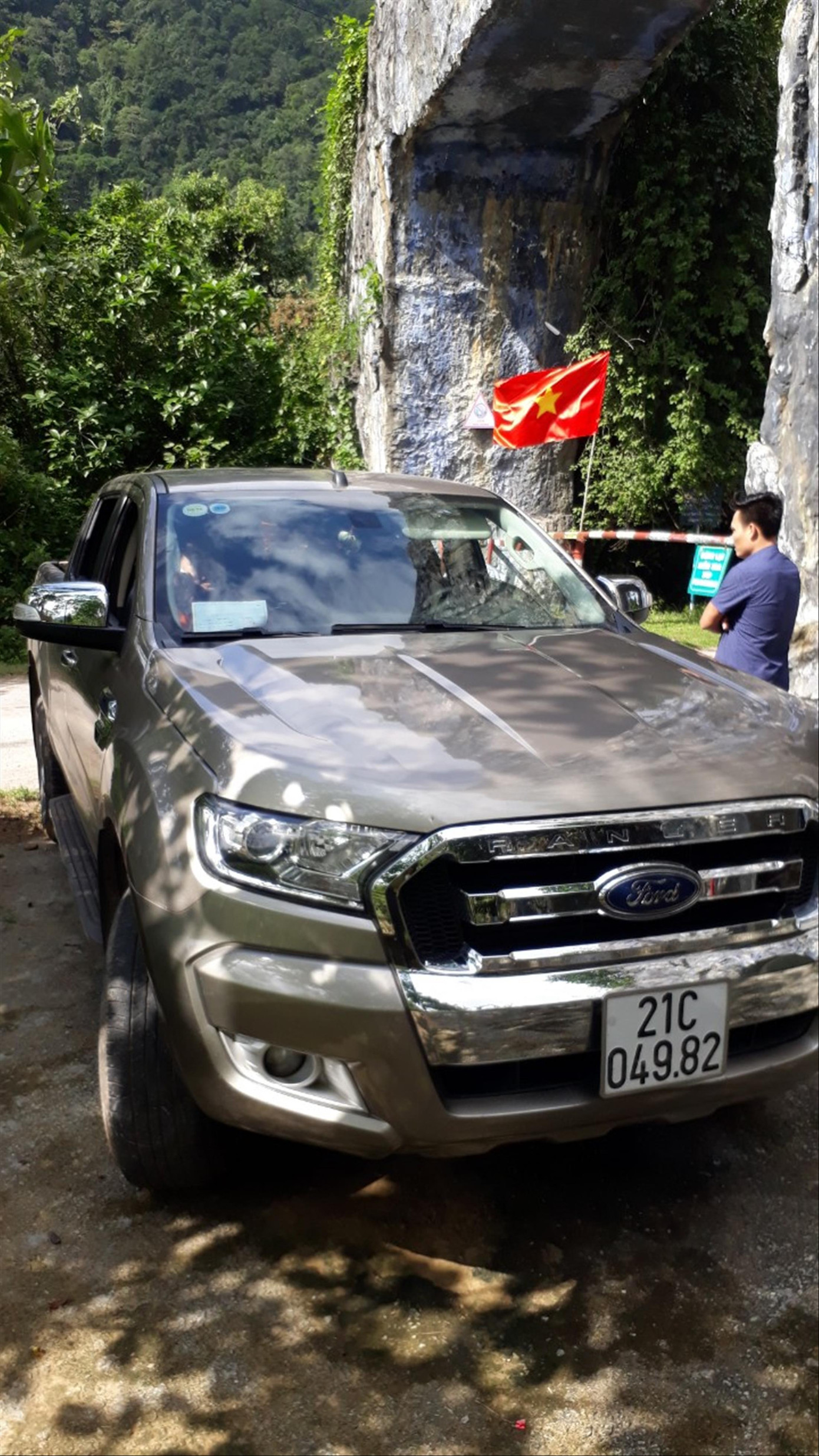 Nghi vấn phó chủ tịch xã vận chuyển&nbsp;thịt động vật hoang dã ảnh 1