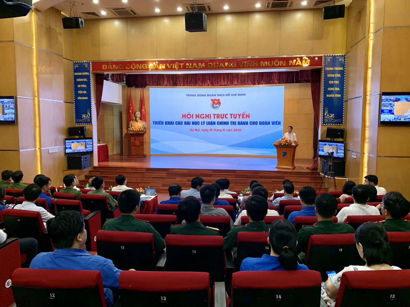 Nhiều điểm mới trong giáo dục lý luận chính trị cho đoàn viên ảnh 1