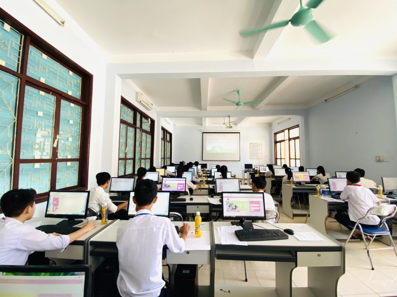 Chung kết trực tuyến toàn quốc 'Bác Hồ với thiếu nhi - Thiếu nhi với Bác Hồ' ảnh 2