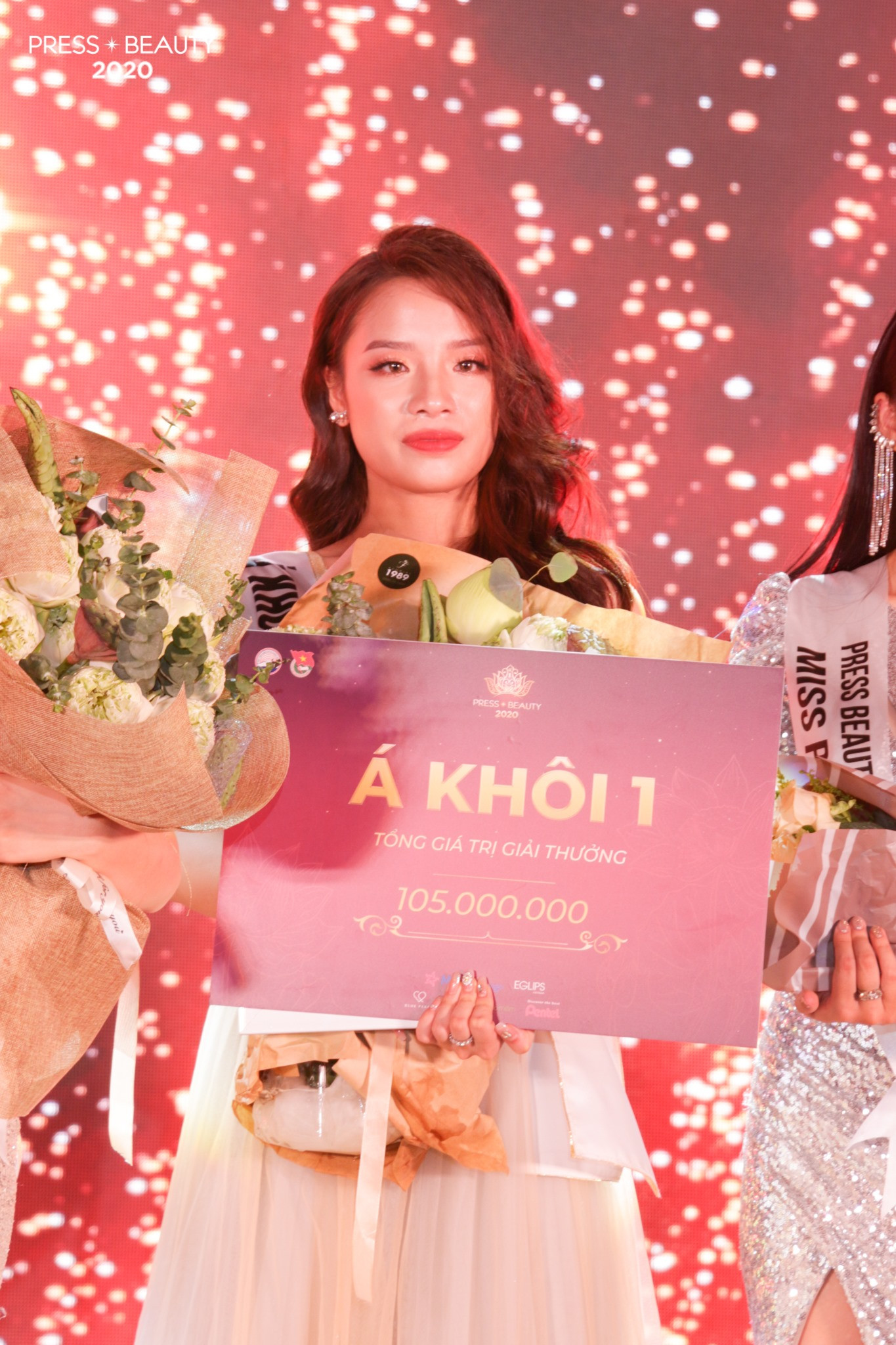 Tìm ra Hoa khôi cuộc thi Tài sắc nữ sinh Báo chí 2020 ảnh 9