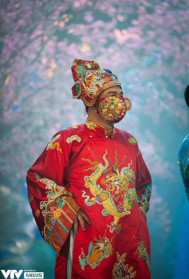 Táo Quân 2021 “thả thính” trước giờ lên sóng: Ngắm BST khẩu trang cực phong cách của các Táo ảnh 2