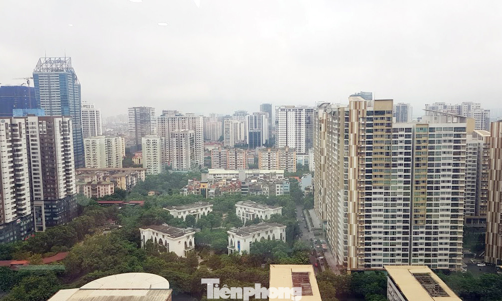 Hà Nội: Giá căn hộ vùng ven, ngoại thành được đẩy lên ngang ngửa khu trung tâm ảnh 1