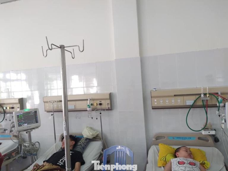 Những bệnh nhân đầu tiền đến điều trị tại bệnh viện trăm tỉ từng bỏ hoang ảnh 3