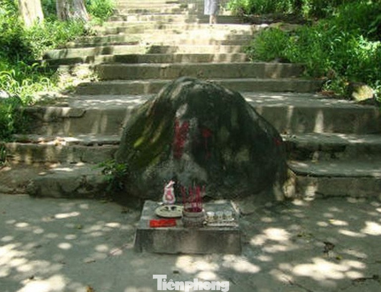 Ngôi chùa ‘độc nhất vô nhị’ ở Bình Dương và 'ông Tà' bí ẩn chưa có lời giải ảnh 3