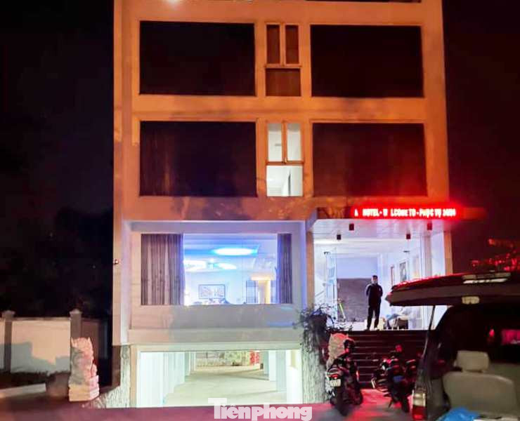 Bắt nhóm đối tượng tổ chức bán dâm, ‘bay lắc’ cho dân chơi trong khách sạn ảnh 2