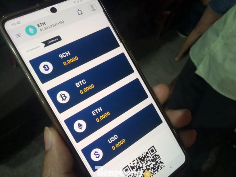 Vay tiền thật đầu tư tiền ảo, nhiều công nhân ở Bình Dương bị dọa chặt đứt chân ảnh 4