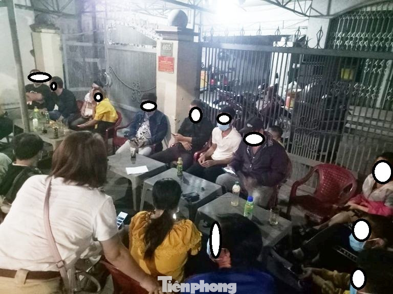 Vay tiền thật đầu tư tiền ảo, nhiều công nhân ở Bình Dương bị dọa chặt đứt chân ảnh 1