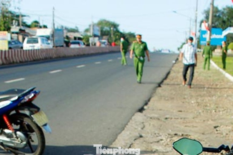 Hai nhóm hỗn chiến bằng súng và mã tấu ở Bình Phước ảnh 1