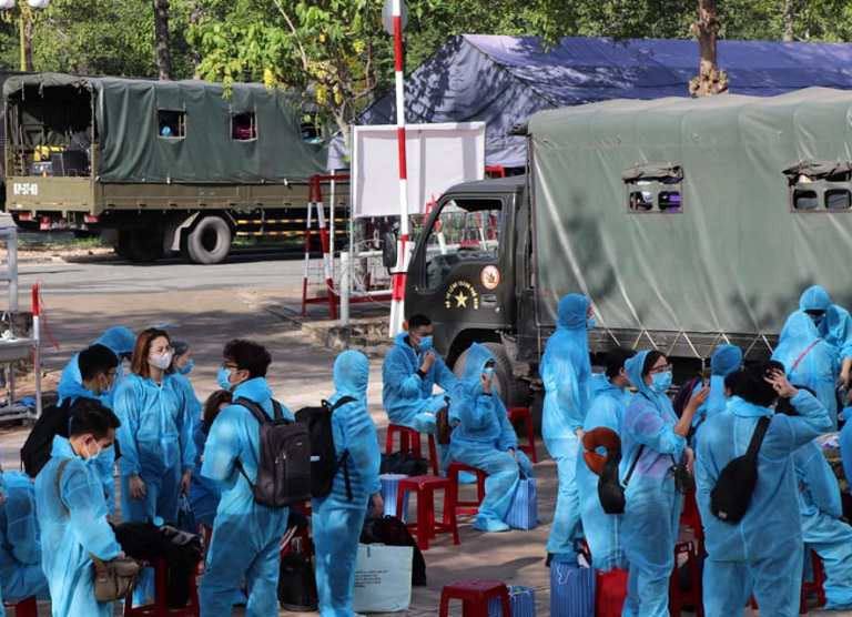 Bình Dương phát hiện 5 ca dương tính SARS-CoV-2 khi gần hết hạn cách ly ảnh 1