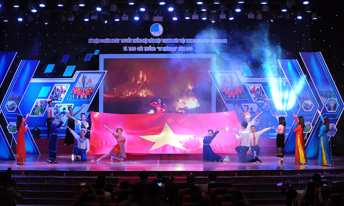 15 bạn trẻ tiêu biểu nhận Giải thưởng 15 tháng 10 ảnh 4