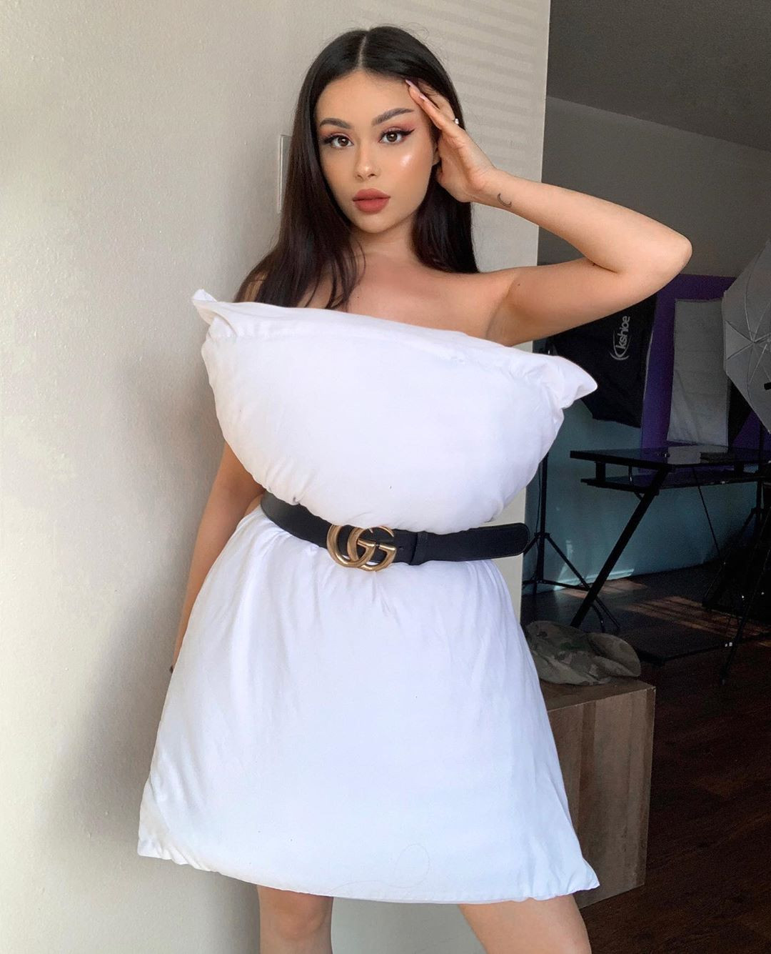 Cô gái gốc Việt trổ tài trang điểm giống Jennie và Lisa nhóm BlackPink ảnh 6