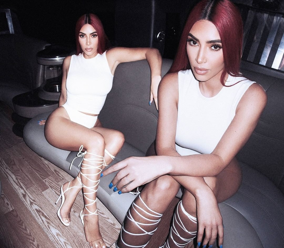 Hình thể săn chắc và 'siêu vòng ba' đẫy đà của Kim Kardashian ảnh 5