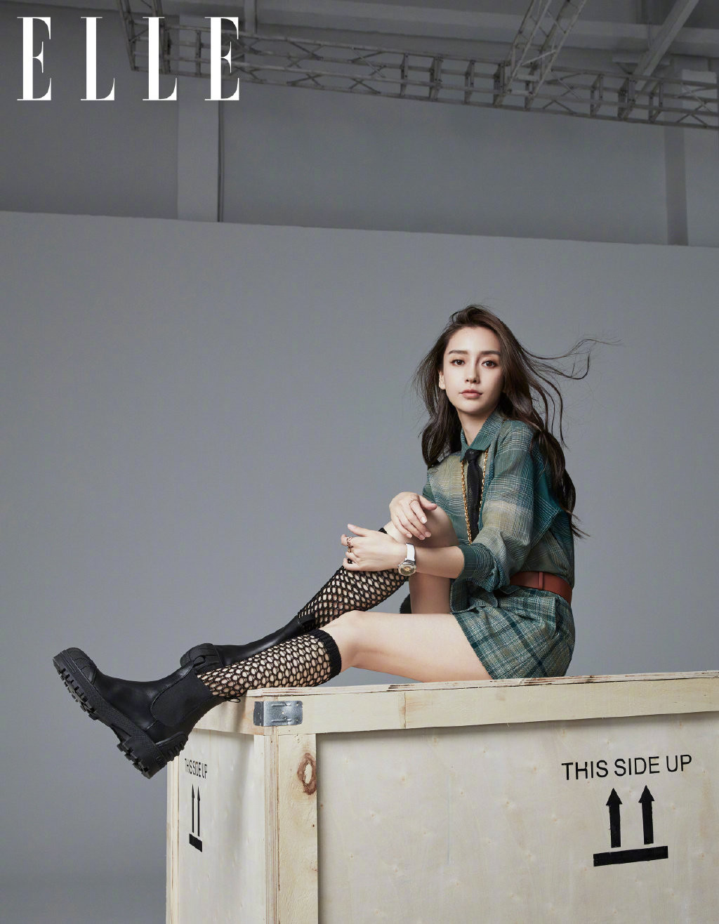 Angelababy bị chê 'trông như người khác' khi livestream ảnh 7