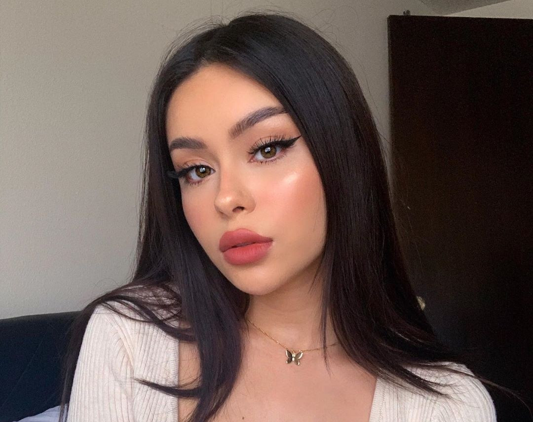 Cô gái gốc Việt trổ tài trang điểm giống Jennie và Lisa nhóm BlackPink ảnh 5