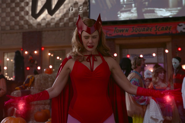 Review “WandaVision” tập 6: Scarlet Witch có thực sự “nắm trùm” thị trấn Westview? ảnh 3