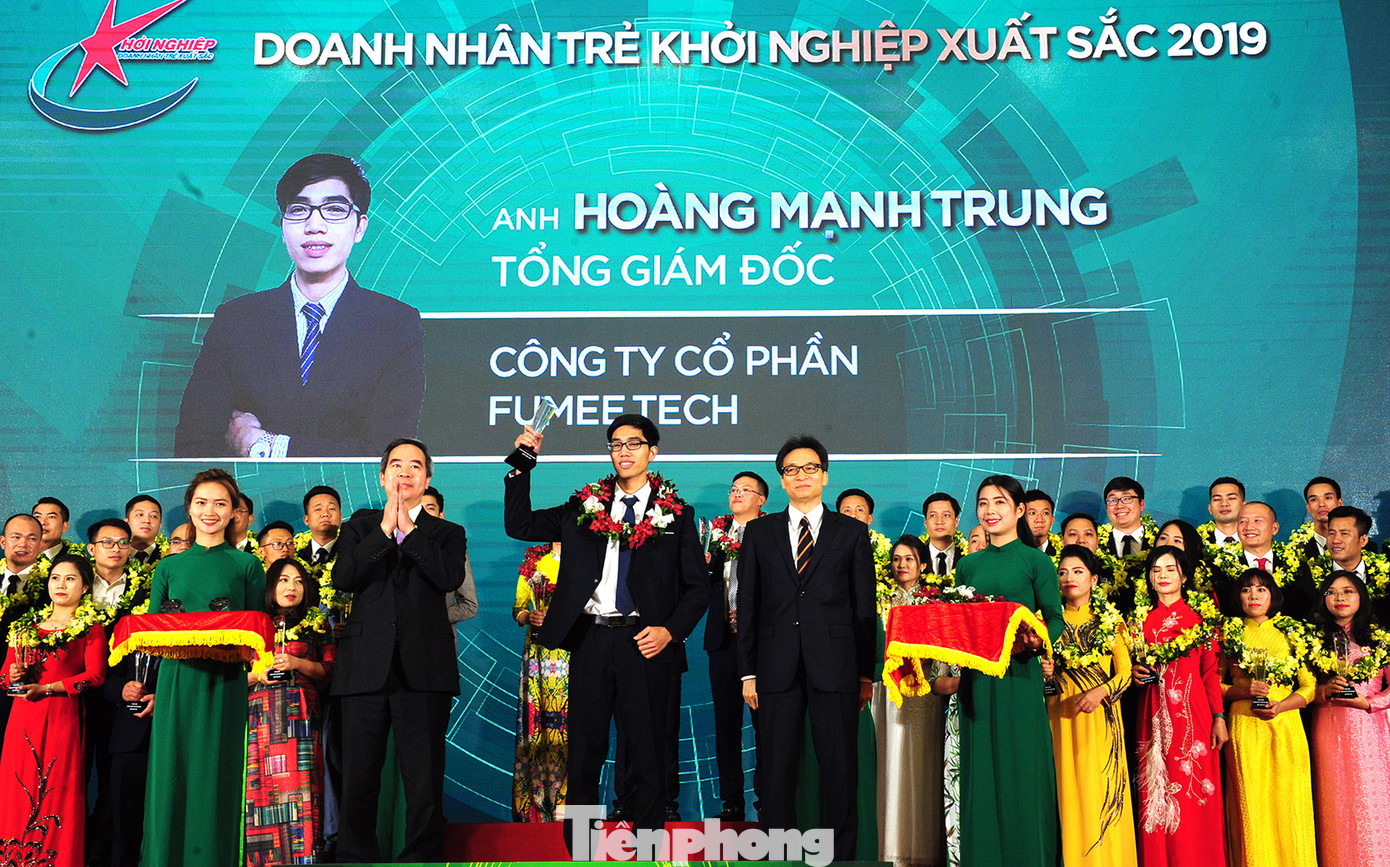 Lộ diện Top 10 doanh nhân trẻ khởi nghiệp xuất sắc 2019 ảnh 8
